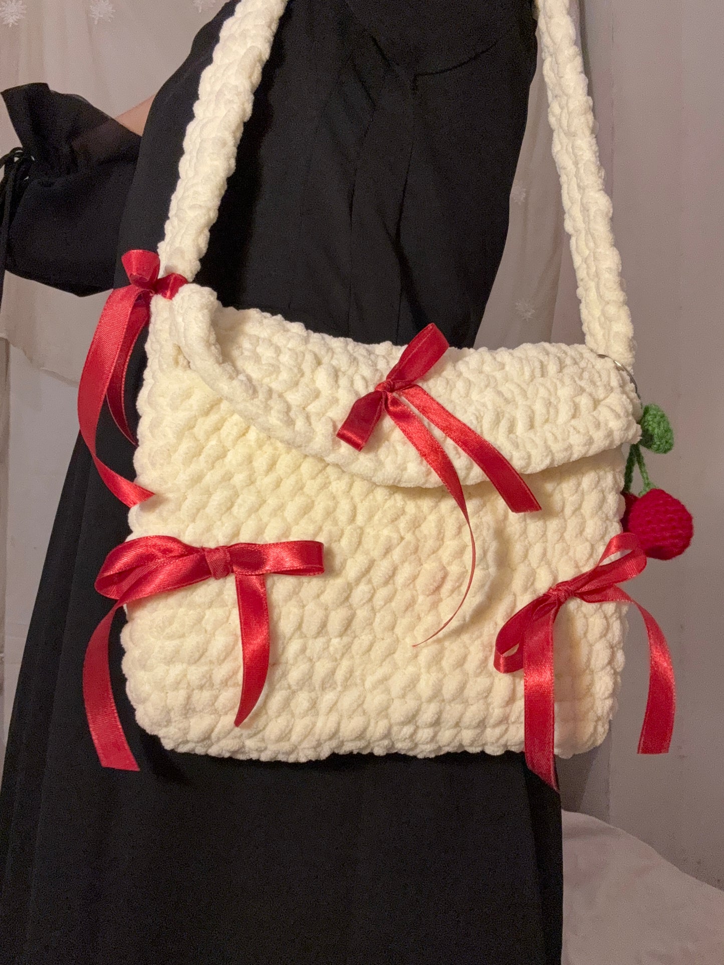 Fluff Crochet Bag