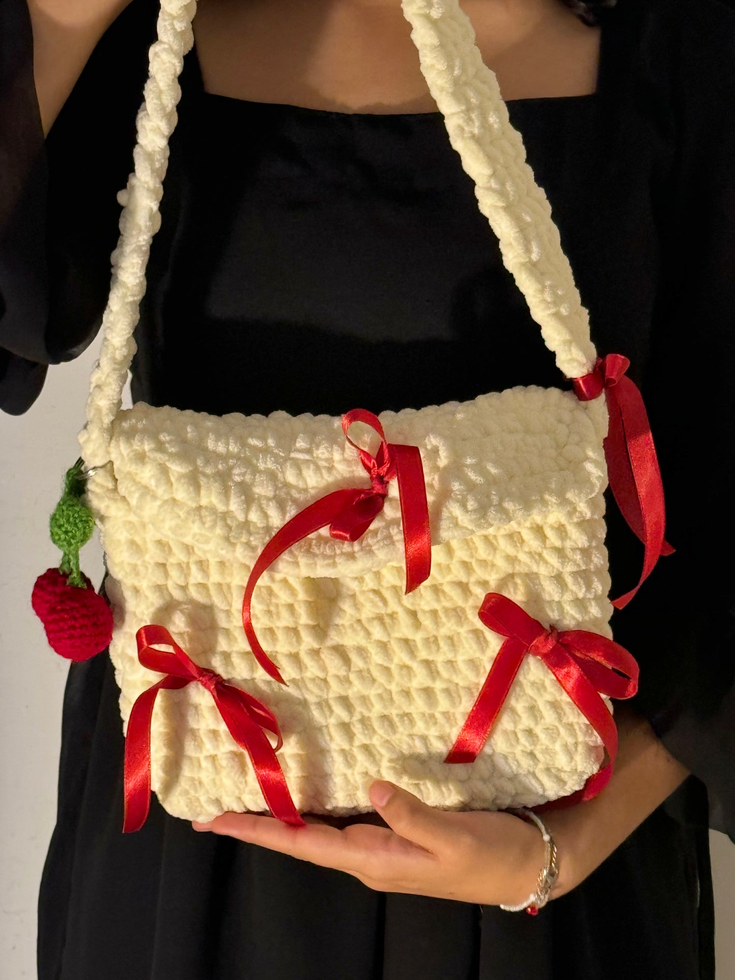 Fluff Crochet Bag